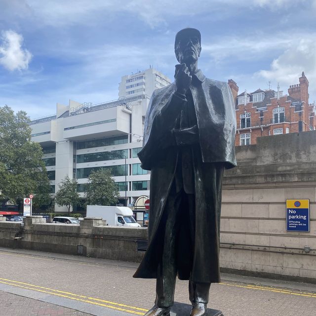 🏴󠁧󠁢󠁥󠁮󠁧󠁿 Home of Sherlock Holmes: Baker Street🕵️‍♂️