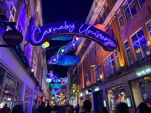 Carnaby Street Festive Splendor of Christmas🎄