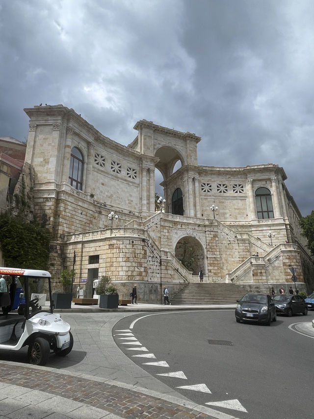 A Swanky City: Cagliari