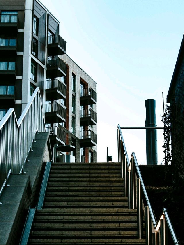 Discover the Hidden Gems of Reading: A Stroll Through Friar's Walk and Beyond! 🏞️