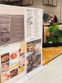 在b.o.t.h. eatery吃晚餐～