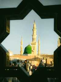 🏛 Discover the Spiritual Beauty of Medina’s Architecture 🌙✨
