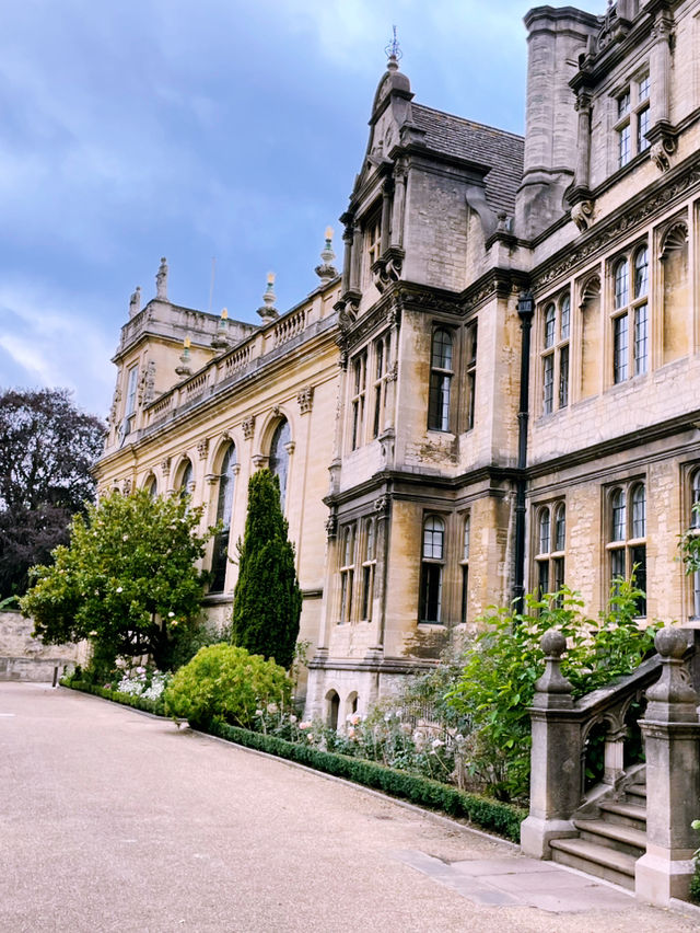 From Suburb to Spires: A Charming Commute Through Oxford