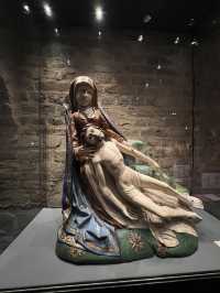 💎⛪ Domschatzkammer Aachen – Where Sacred Treasures and Imperial Power Collide ✨👑