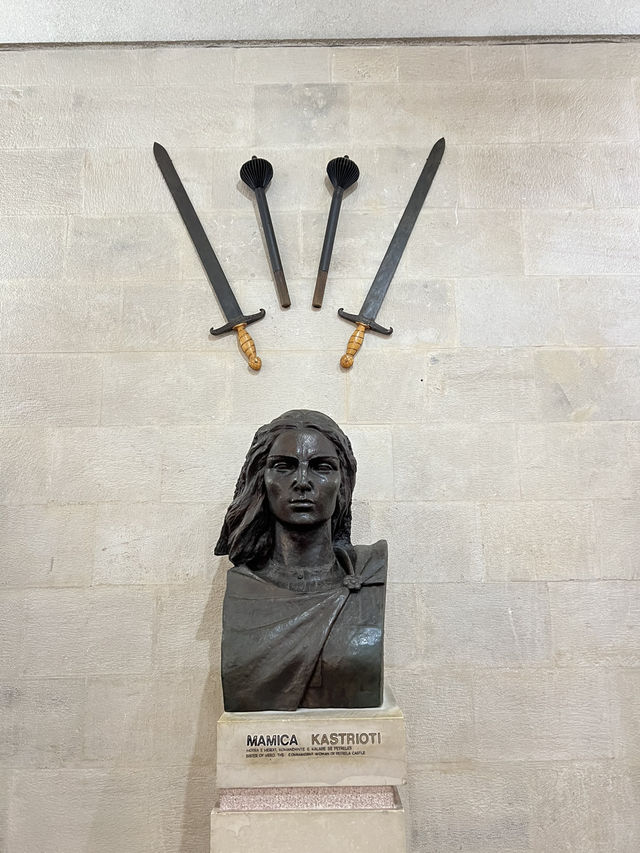 🇦🇱 阿爾巴尼亞斯坎德培博物館（Skanderbeg Museum） ⚔️