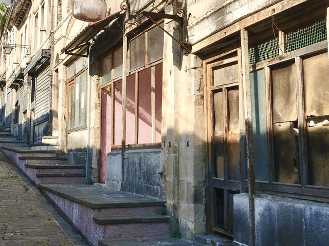 盛夏的阿爾巴尼亞漫遊之 Girocaster 盛夏的阿爾巴尼亞漫遊之 Girocaster