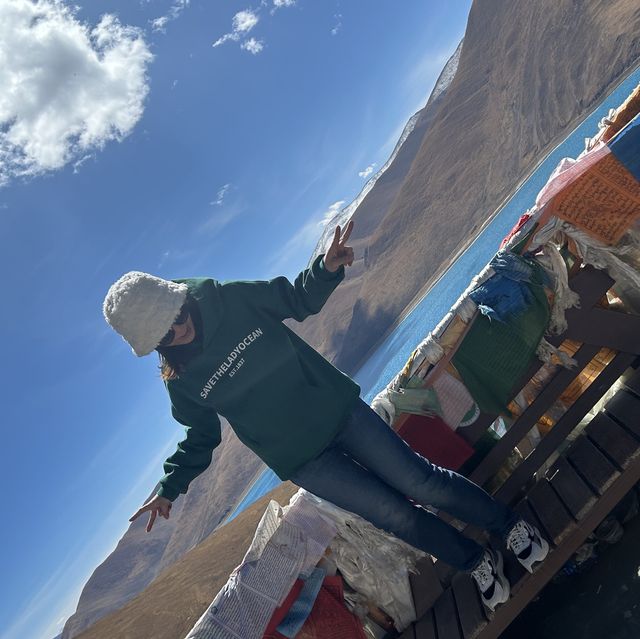 西藏之旅 - 羊卓雍錯｜一顆仙女散落的藍色吊墜靜躺山南