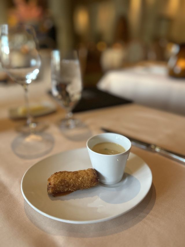 Dine in Paris at Bellagio Las Vegas! ✨