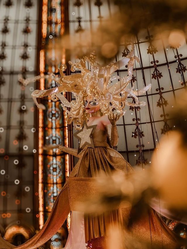 Magical Christmas Moments at Galeries Lafayet