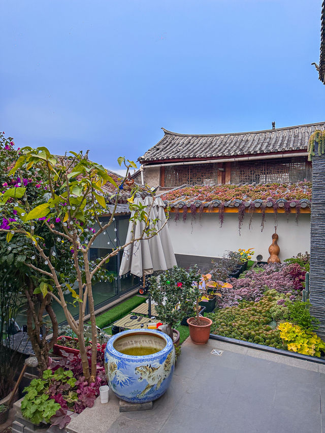 在麗江古城…住到不想走的小院子！好喜歡