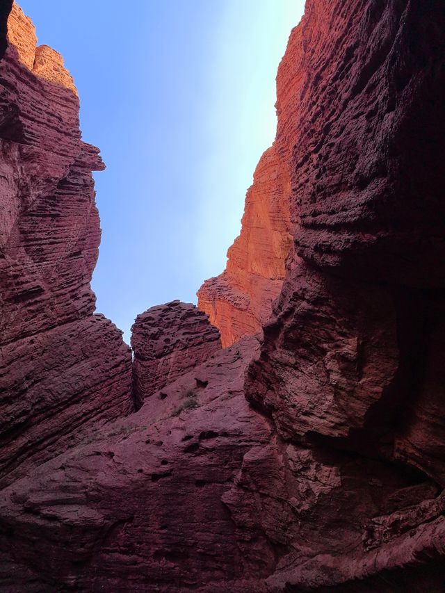 探秘天山神秘大峽谷