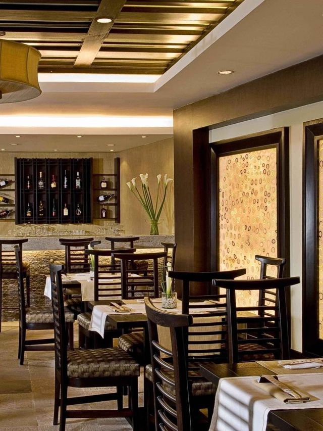 🌟 Quito's Charm: Swissotel's Timeless Elegance 🏨