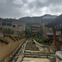 Shangri la gorge, Balegezong