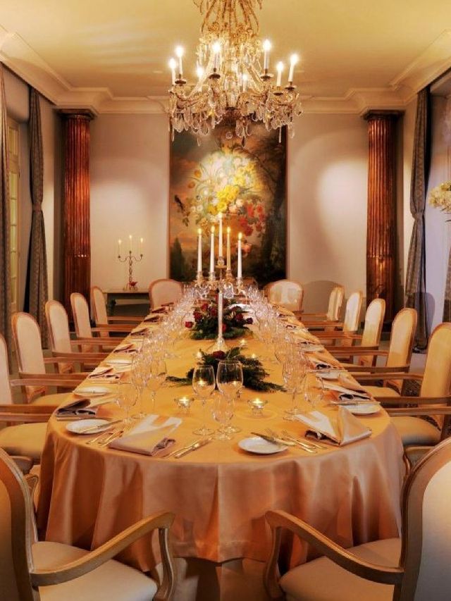 🌟 Luxe Lodgings: Villa Castagnola's Lakeside Bliss 🌟