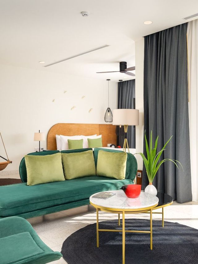 🌟 Siem Reap's Hidden Gem: The Aviary Hotel 🕊️✨