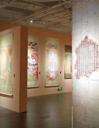 不夜城裡的“寶藏去處”——曲江藝術博物館