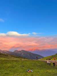 不用遠赴阿勒泰,就來九頂山吧。