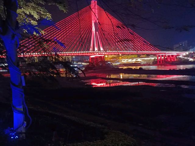 Jinghong River Promenade: Take A Night Walk along Mekong