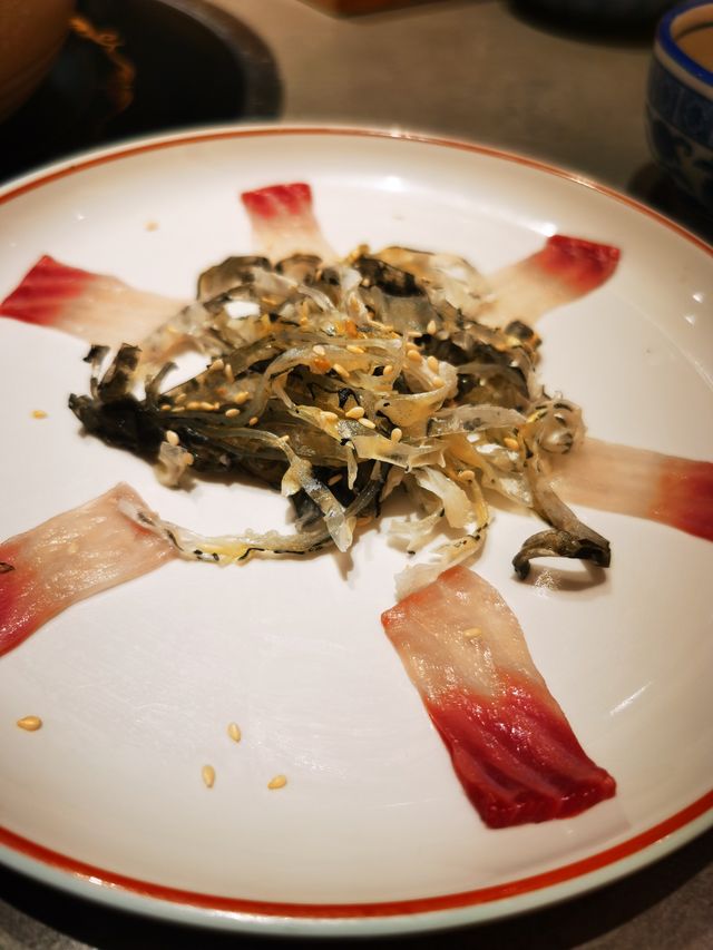 食在順德的特色魚生品鑒~和星盛記。
