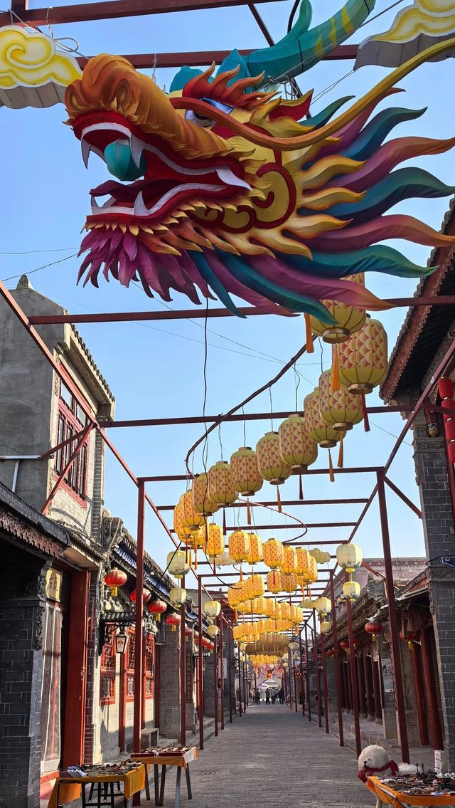 踏上阿克套這片土地，就像闖進了被塵世遺忘的夢幻之境