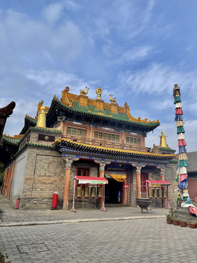 漢藏合壁 瑰偉絢麗｜呼和浩特席力圖召