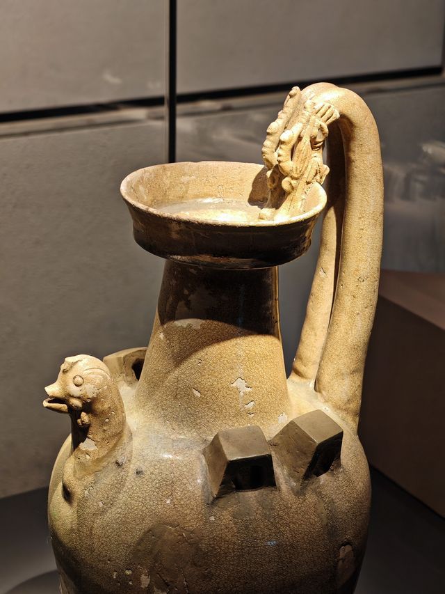 六朝博物館