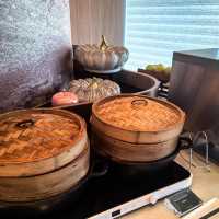 香港機場挖到寶！新開Kyra貴賓室人少景美美食爆多😍