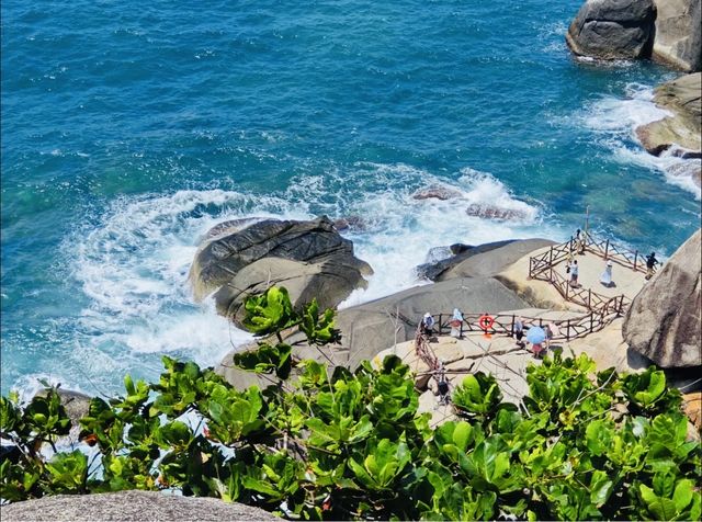 奔赴蜈支洲島：從情人橋到觀日岩，把夏天過成電影鏡頭