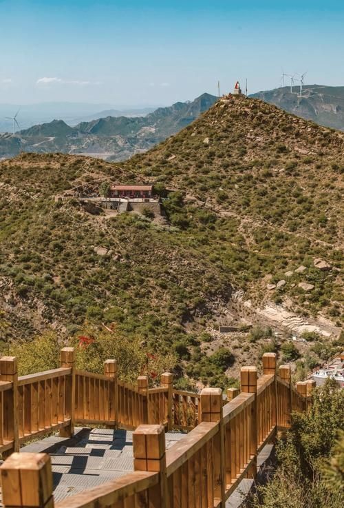 有冇人明呀！榆社藏住一座「雲端古寺」，隨手影都係仙俠劇取景地 各位寶貝！上星期去晉中考察，直接被榆社
