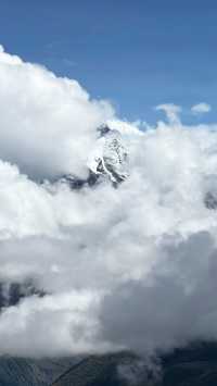 丹霞雪山的絕美秘境