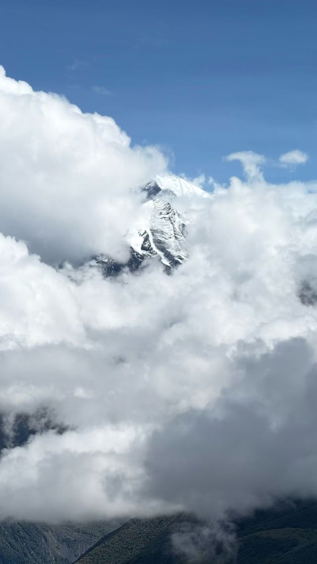 丹霞雪山的絕美秘境