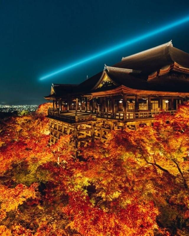 日本清水寺：懸於音羽山的千年舞台