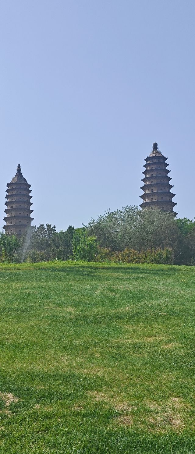 雙塔公園必打卡