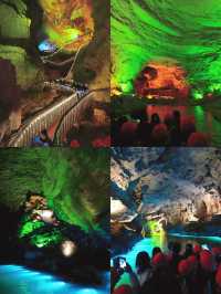 雲霧繚繞的山水秘境