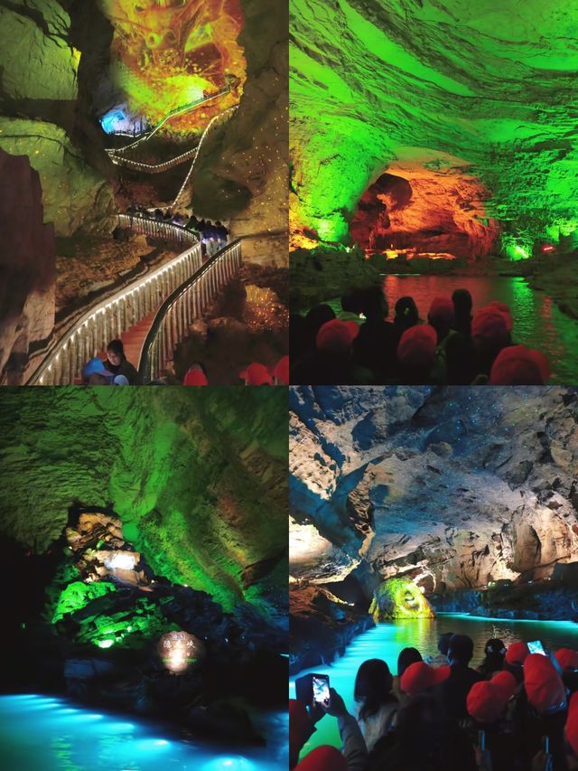 雲霧繚繞的山水秘境 雲霧繚繞的山水秘境