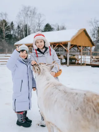 ถ่ายภาพการเดินทางของครอบครัวที่ภูเขาฉางไป๋ | สัตว์เลี้ยงแสนน่ารักบนหิมะ