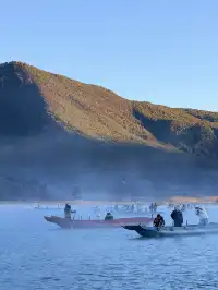 2025.11.22！！！瀘沽湖的晨霧美瘋了！！！！！！！！