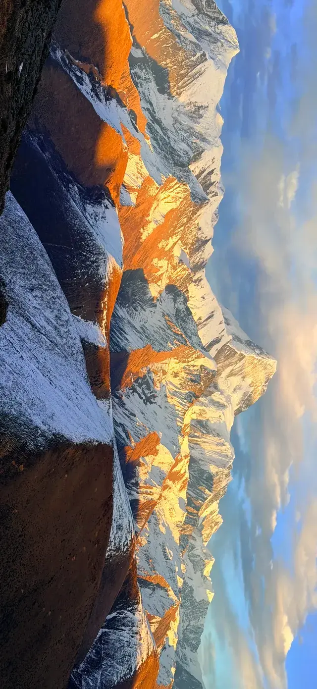 原來冷嘎措的日照金山 才是川西頂流！！！