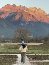 麗江｜糊塗窩免費的日照金山官方攻略