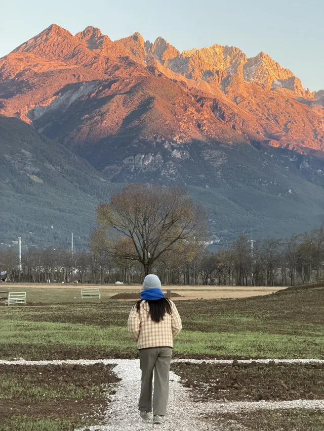 麗江｜糊塗窩免費的日照金山官方攻略