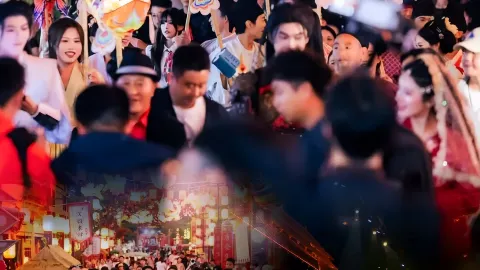 The holiday is over, but the wonders continue. The National Day holiday has ended, but the beauty of autumn in Linyi lingers. The autumn scenery of mountains and rivers, the charm of the ancient city, and the rich revolutionary history... — traveler post in Lanling