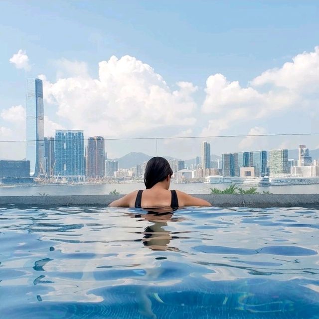 A birthday stay in fourseason hk 
