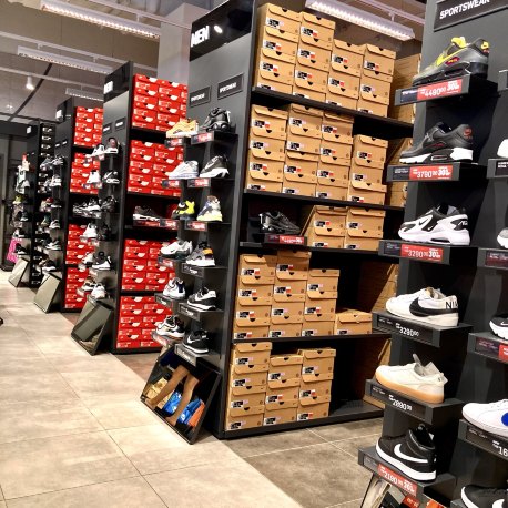 nike outlet times square