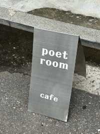 韓国:ムンレドン POET ROOM