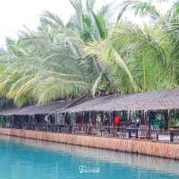 The Wild swans Café and Lake - คาเฟ่สวยนครปฐม