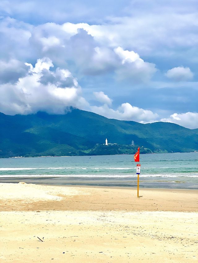 The Most Beautiful Beach In Vietnam?🇻🇳