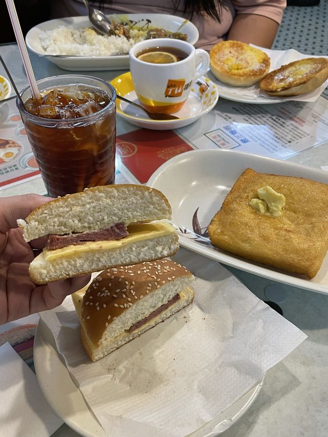 홍콩식 아침식사, 차찬텡으로 유명한 랑퐁유엔 침사추이🍞