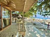 ที่พัก คาเฟ่ ริมทะเล หาดทรายแก้ว 