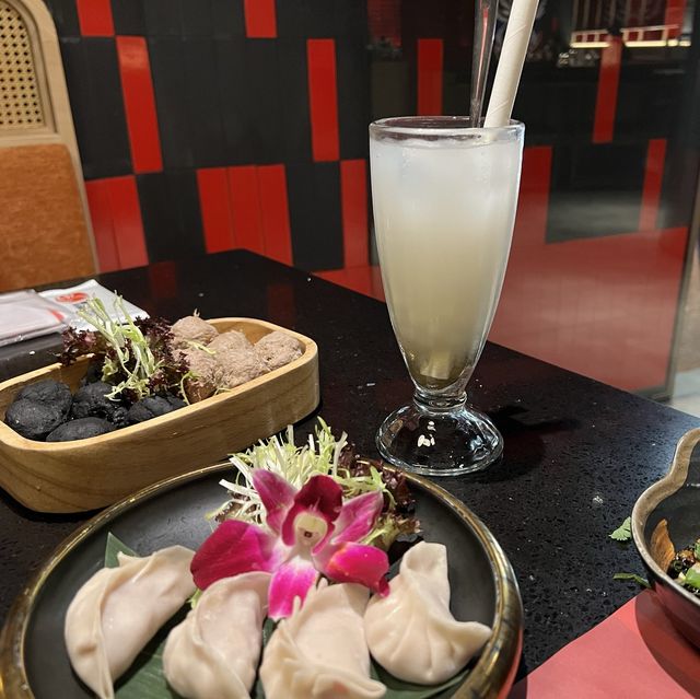 特色重慶火鍋店