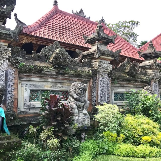 Ubud Palace in Ubud Bali
